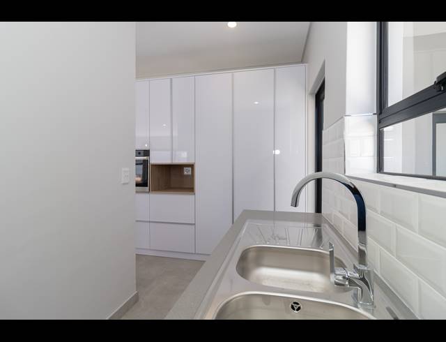 4 BEDROOM HOUSE FOR SALE IN SANDOWN